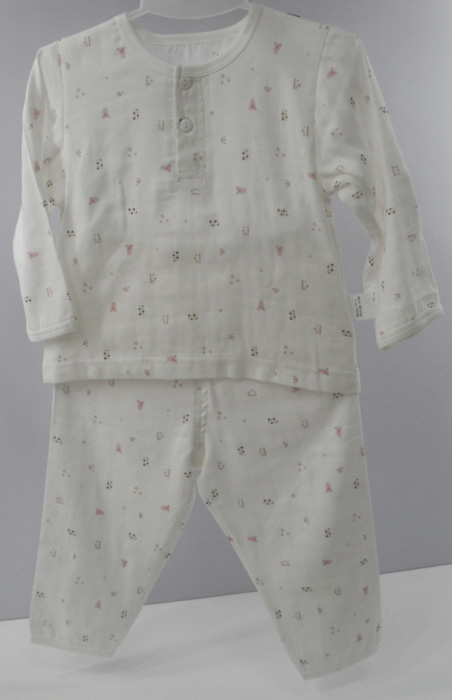 娃愛的蓓蓓圓領(lǐng)長袖內(nèi)衣套裝