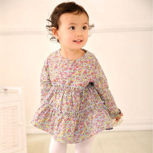 棉果果裙式圓領(lǐng)碎花上衣粉色