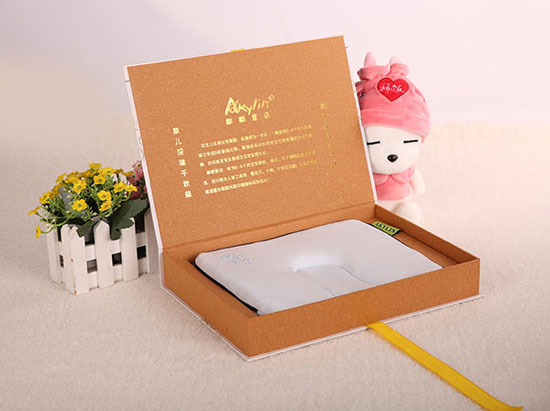 麒麟童話新生護(hù)形枕0-6個(gè)月