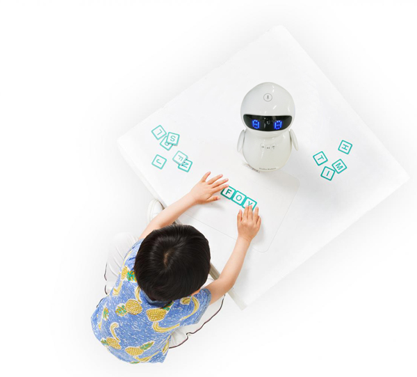 嘟嘟兒童機器人.jpg 嘟嘟兒童機器人.jpg