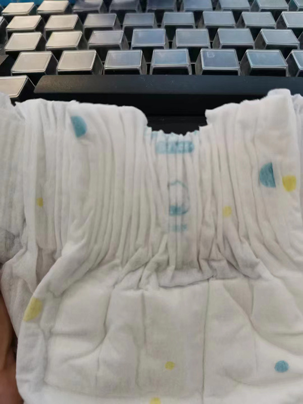 金葫蘆新生兒紙尿褲細(xì)節(jié)展示