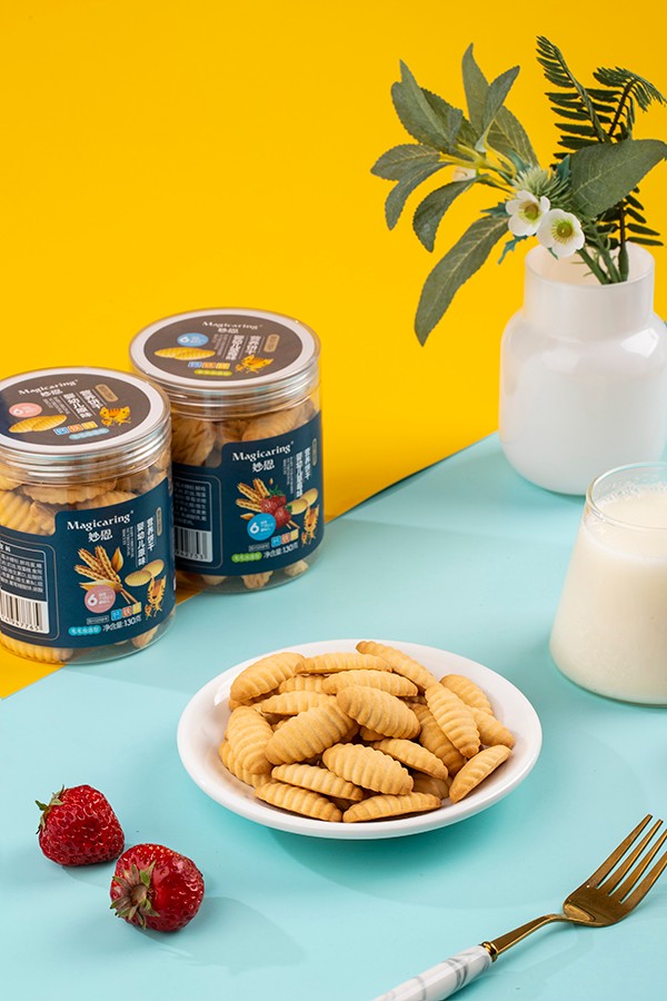 妙恩嬰幼兒草莓味營(yíng)養(yǎng)餅干 毛毛蟲造型2.jpg